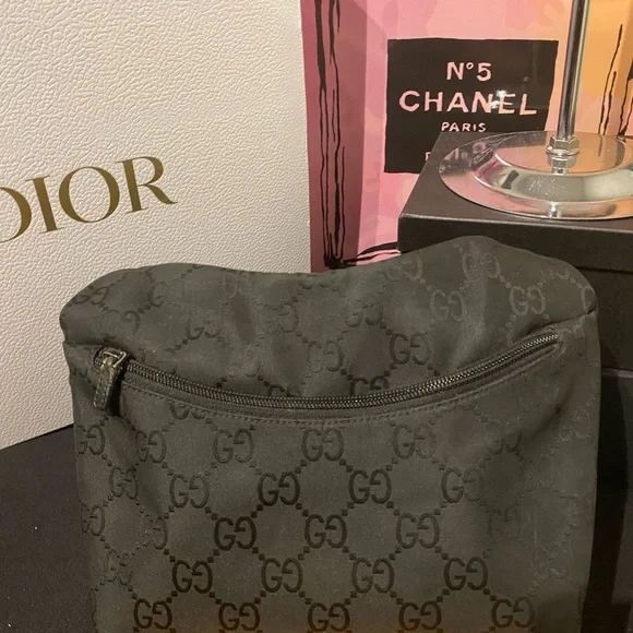 Gucci Mini Hobo - Picture 5 of 10